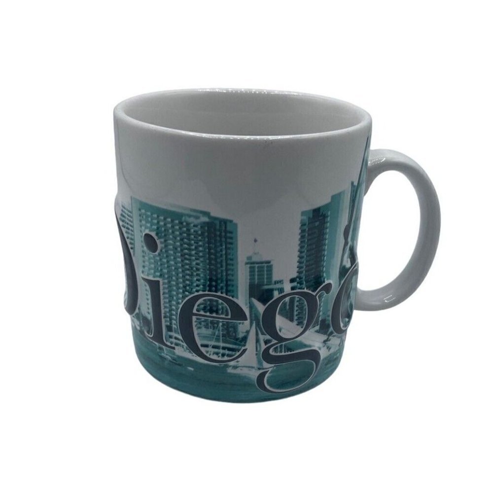2007 San Diego California Collector Mug Raised Lettering Coffee Tea Green White